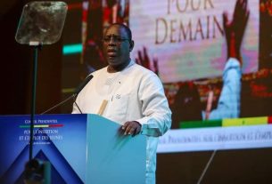 Macky sall f