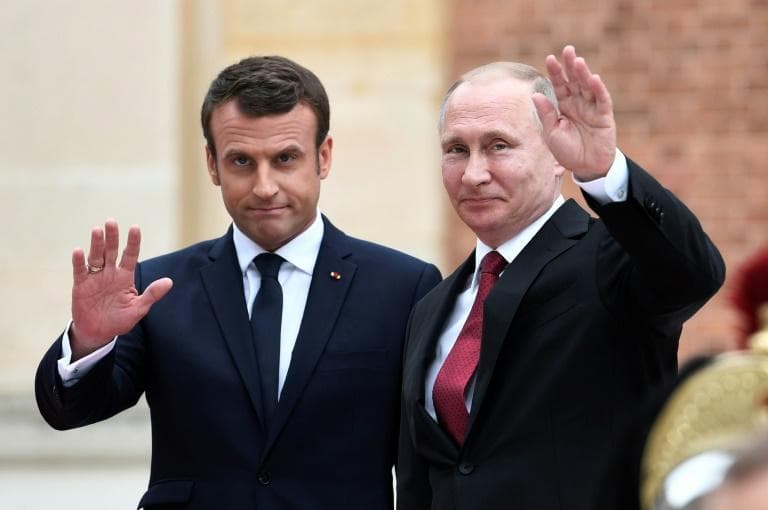 Poutine et Macron rencontre.